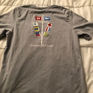 Vineyard vines T-shirt